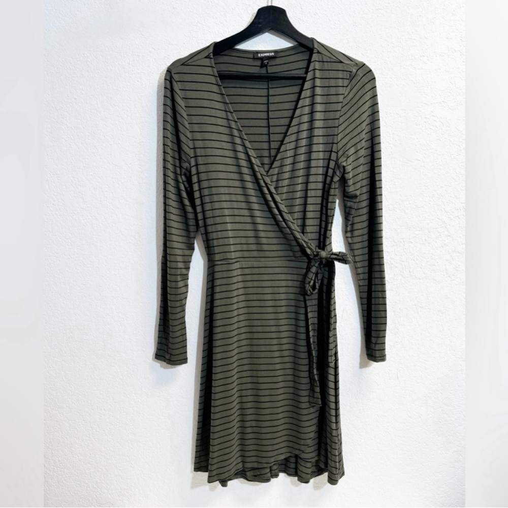 Express Green Stripe V neck mock wrap dress Womans SM - Picture 1 of 8